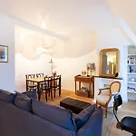 Superb Charming And Cosy Apt
